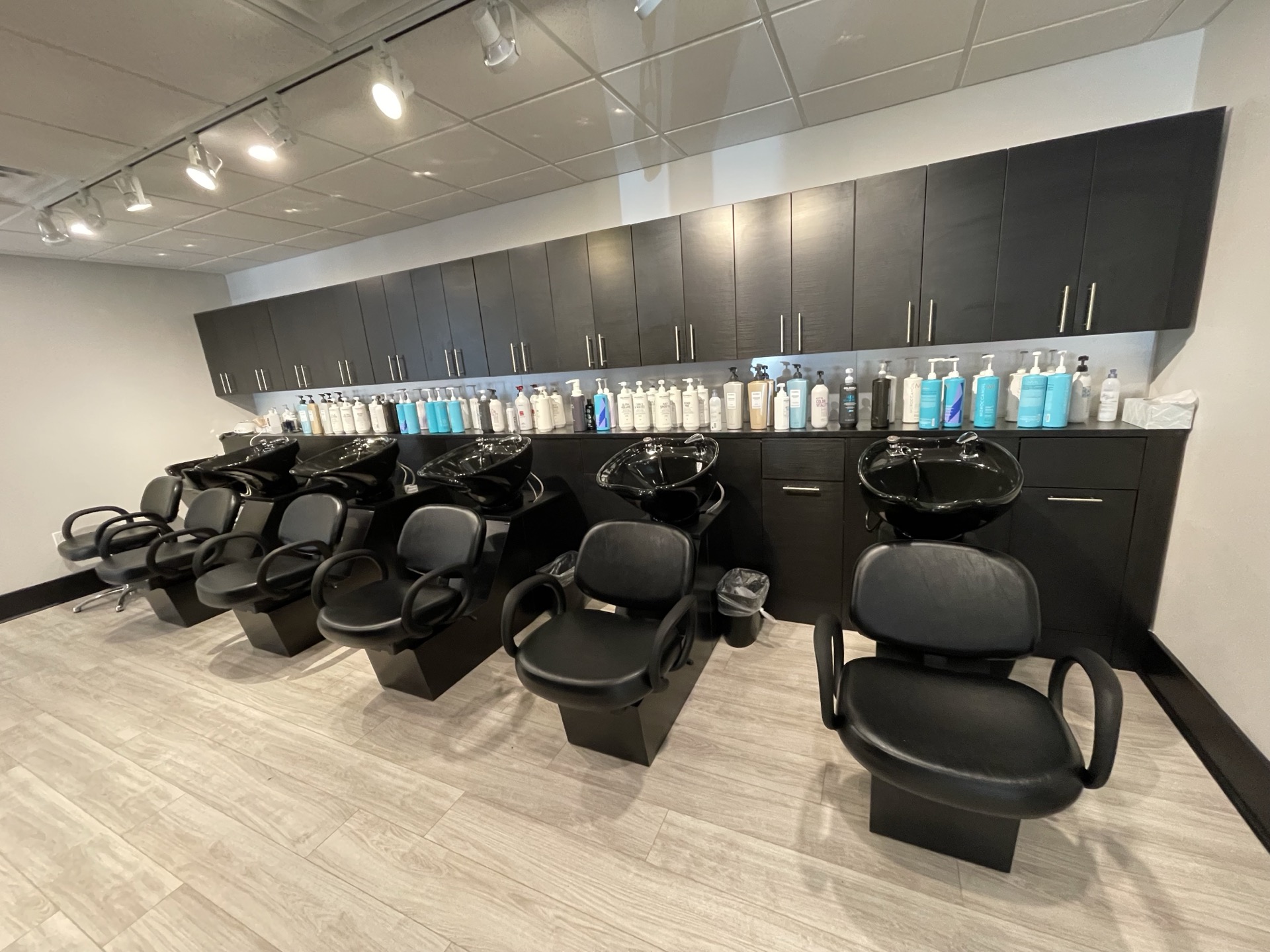 Caruso Hair & Esthetics shampoo and wash station